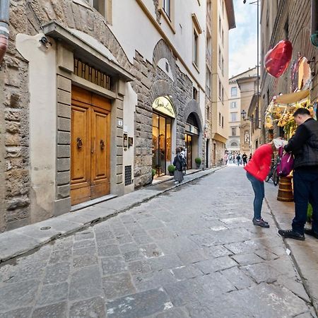 Il Palazzo Della Signoria Modern Loft Apartment ฟลอเรนซ์ ภายนอก รูปภาพ