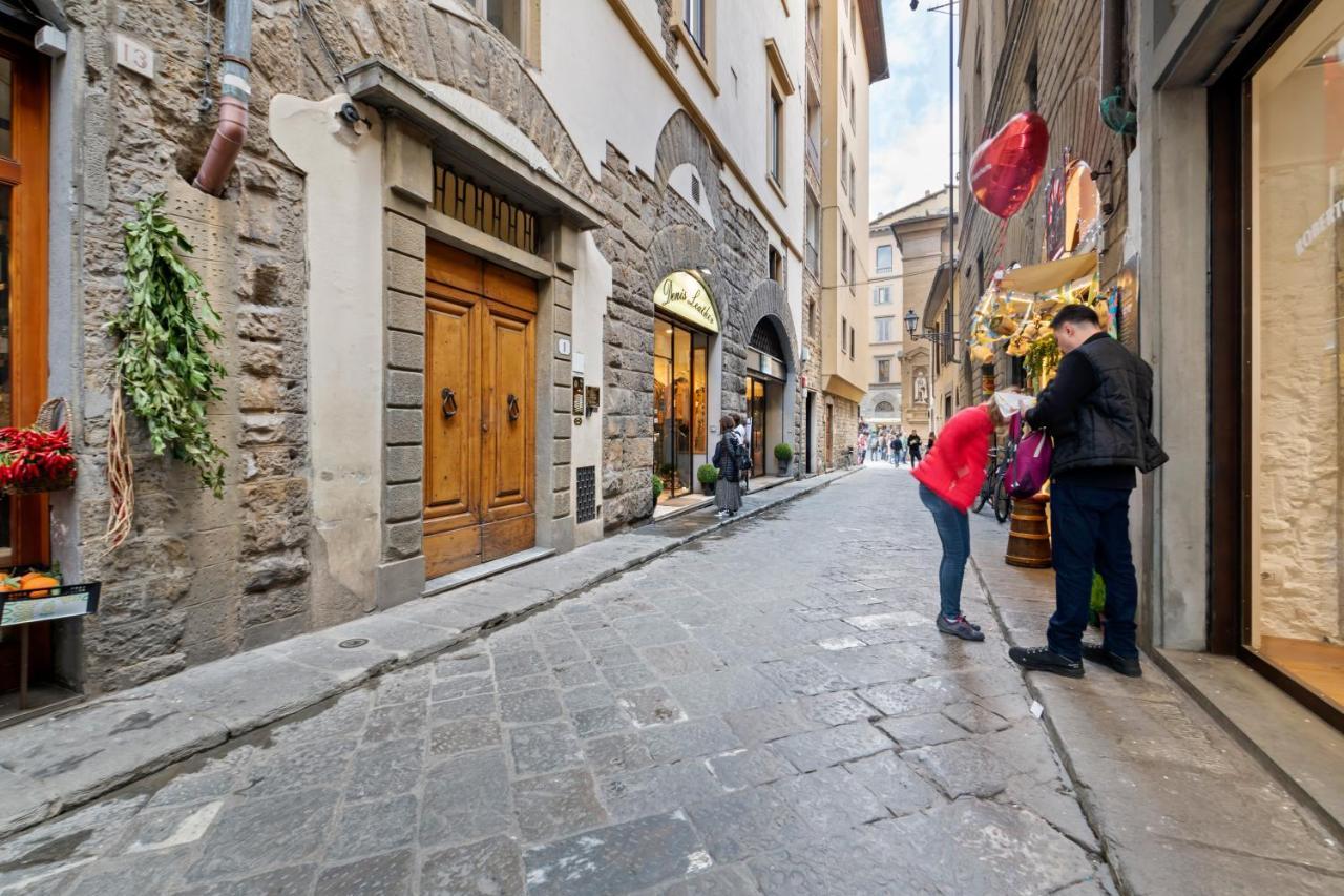 Il Palazzo Della Signoria Modern Loft Apartment ฟลอเรนซ์ ภายนอก รูปภาพ